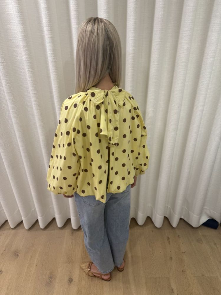 Polka dot bloes met open rug  geel